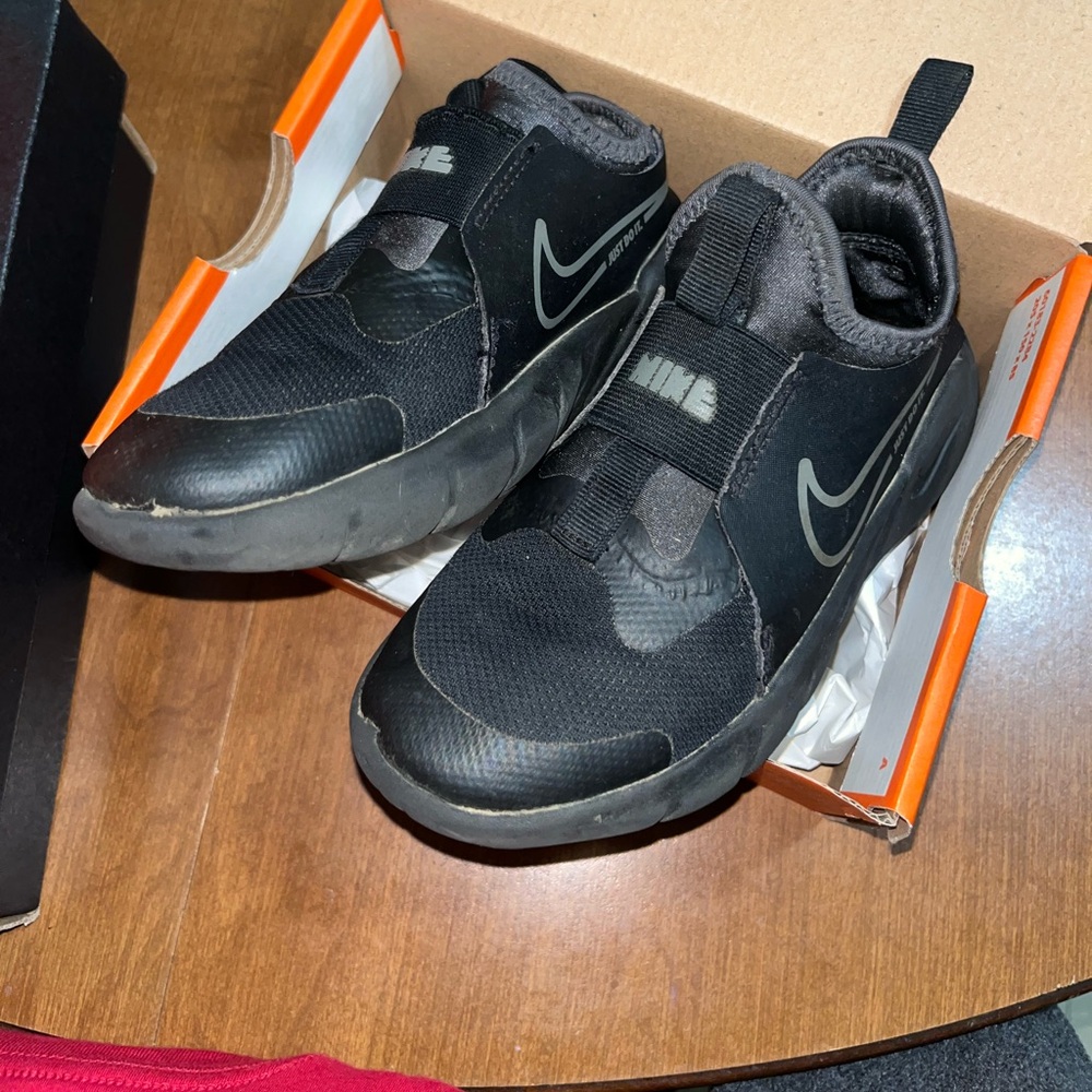 Nike flex runner 12.5c